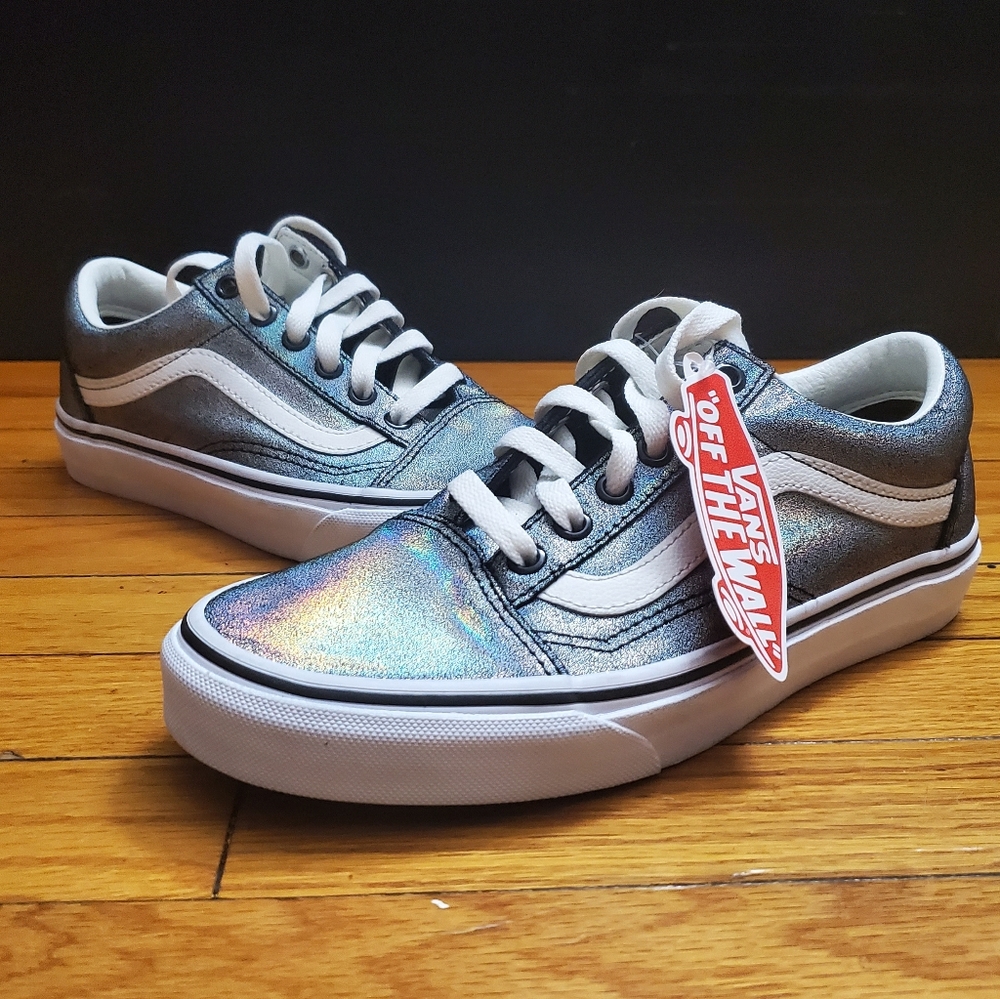 Vans low iridecent rainbow sz 7 womens